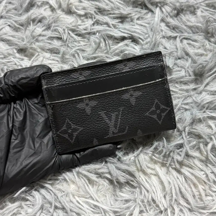[SOLD OUT] 루이비통 모노그램 이클립스 카드지갑