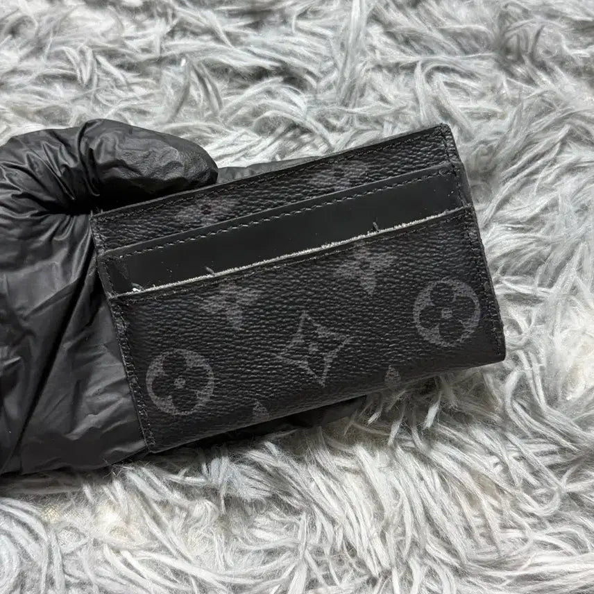 [SOLD OUT] 루이비통 모노그램 이클립스 카드지갑