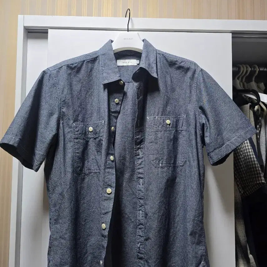 [BUNJANG] Unionblue Chambray Work Half Shirt Blue / 유니온블루 샴브레이 워크 하프 셔츠 블루