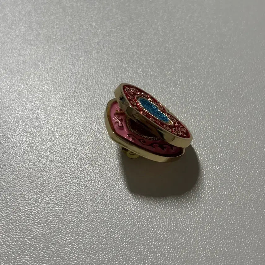 [BUNJANG] Sugar Sugar Rune Chocolat Pendant Pin Badge / 슈가슈가룬 쇼콜라 팬던트 핀뱃지