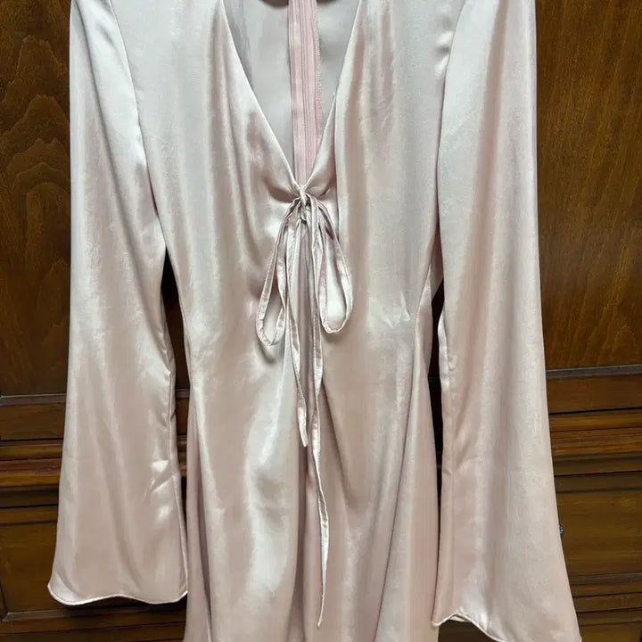 [BUNJANG] Glowny Pin Mini Dress Satin Pink / (가격내림/새상품)글로니 Glowny 핀 미니 드레스 새틴 핑크 원피스