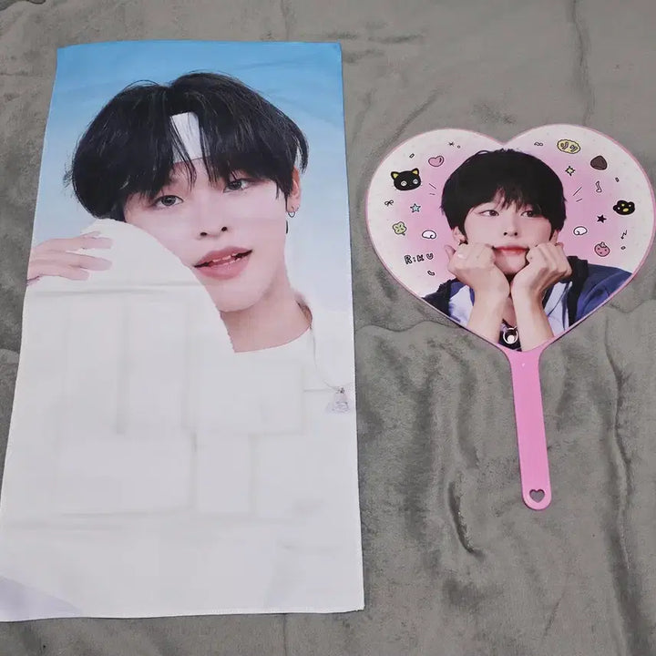 [BUNJANG] NCT WISH Riku Uchiwa &amp; Slogan Bundle Set / 엔시티위시 리쿠 우치와,슬로건 일괄