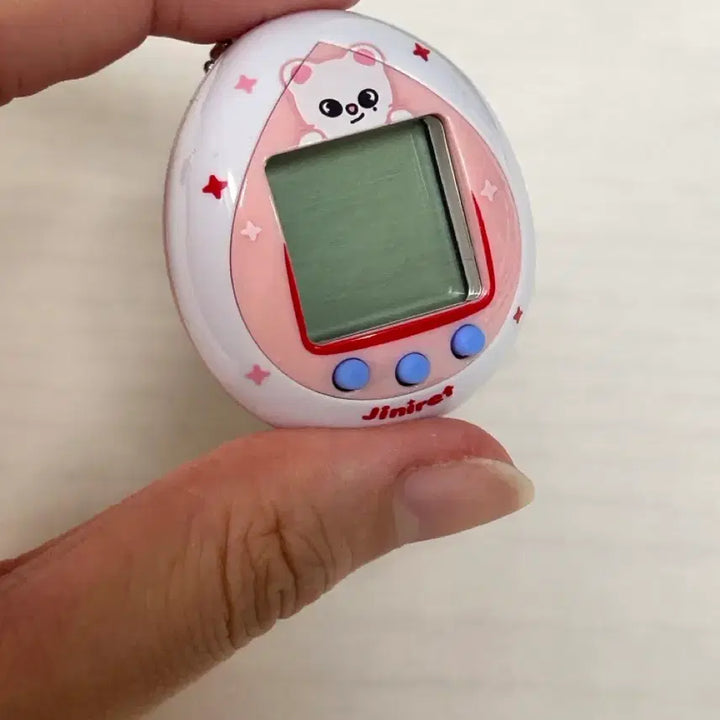 [BUNJANG] Stray Kids Hyunjin Tamagotchi / 스키즈 스트레이키즈 스키주 다마고치