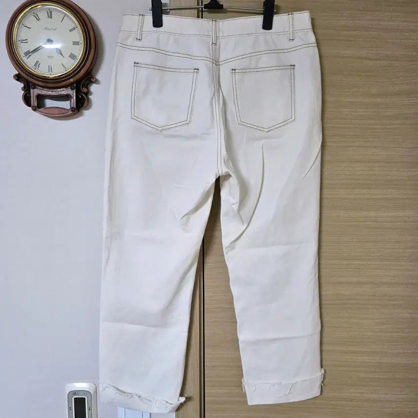 [BUNJANG] 8Seconds Ivory Cut-Hem Straight Fit Pants / 에잇세컨즈(8SECONDS) 아이보리 컷팅 밑단 스트레이트 팬츠