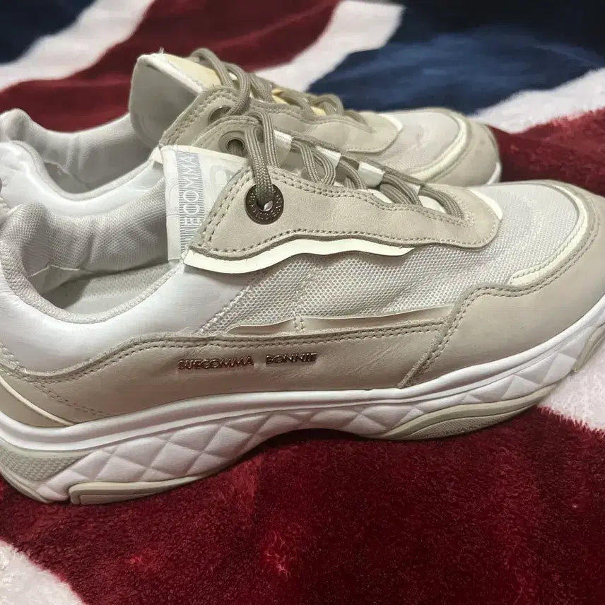 [BUNJANG] SUECOMMA BONNIE DGADA22508WHT-01 Sneakers Beige/White 240mm / 수콤마보니 스니커즈 240mm 정품