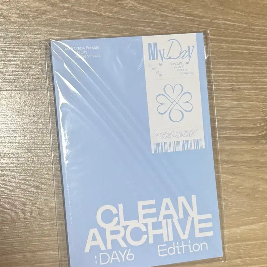 [BUNJANG] DAY6 6th Fanclub Kit Photobook / 데이식스 6기 팬클럽키트 포토북