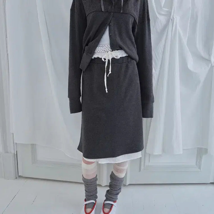 [BUNJANG] MUWM Double Layer Cardigan + Skirt Set (Charcoal) / MUWM 무음 더블 레이어 가디건+스커트 세트 (차콜)