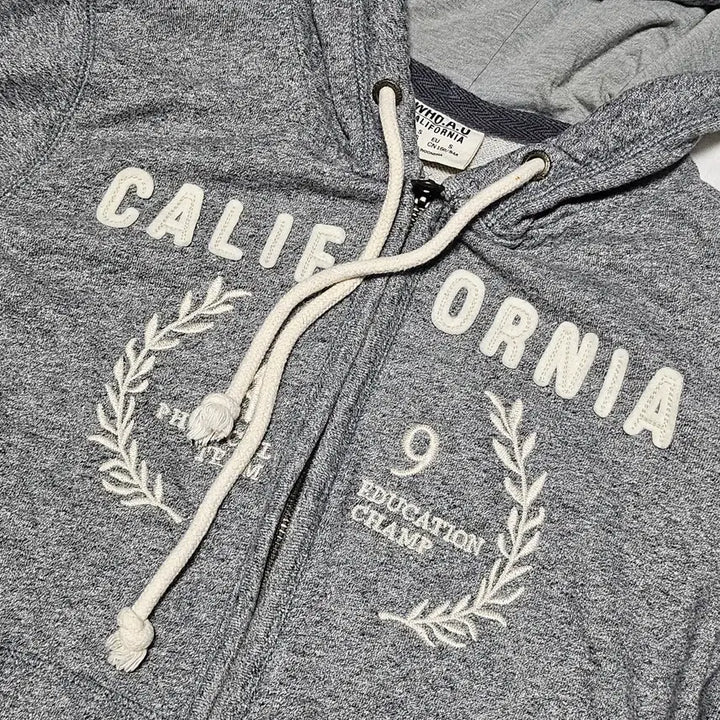 [BUNJANG] Whoau Y2K Embroidered Logo Hoodie Zip-up Grey S / 후아유 y2k 핀터깔 자수 로고 후드집업 그레이 S