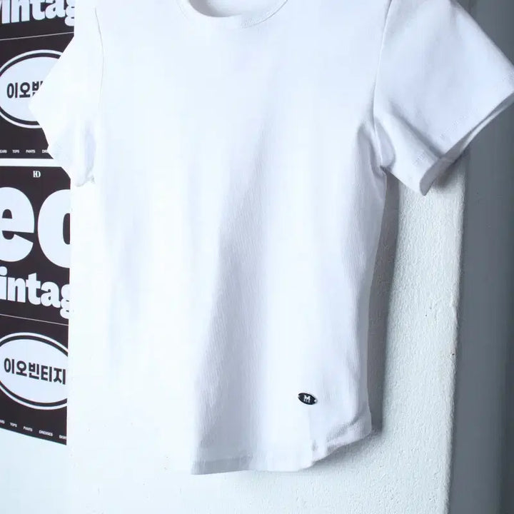 [BUNJANG] MONDOLL Semi-Crop T-shirt White / W(S) 몽돌 반팔 티셔츠 세미크롭 화이트 무지-7F41