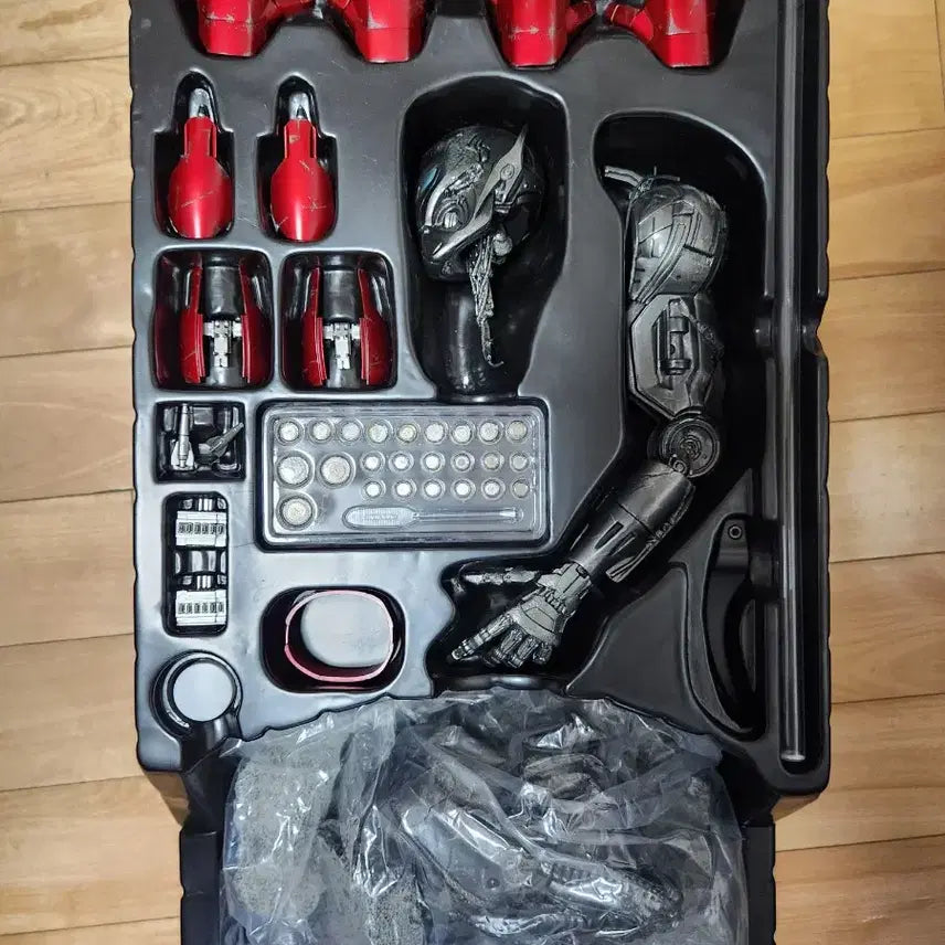 [BUNJANG] Hot Toys Quarter Mark 43 Iron Man Figure / 핫토이 쿼터 마크43 아이언맨 피규어