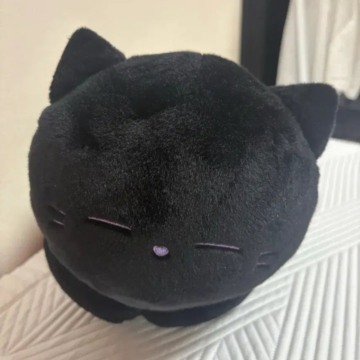 [BUNJANG] Monsta X I.M Changkyun Cat Plush Cushion / 몬스타엑스 아이엠 창균 고양이 인형 쿠션