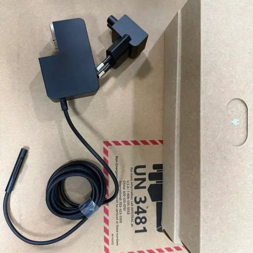 [BUNJANG] Microsoft Surface Charger New / 마이크로소프트 서피스 충전기 새상품