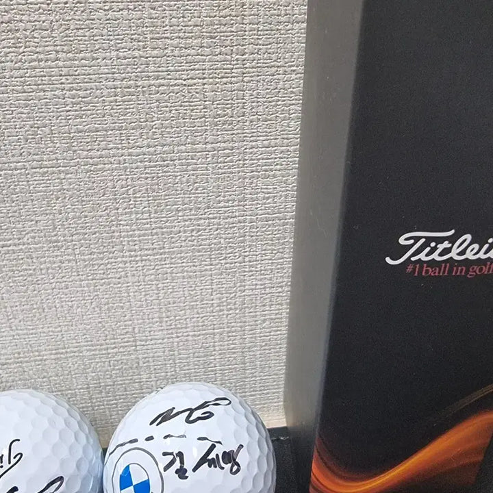 [BUNJANG] BMW x Titleist Kim Sey-young Autographed Golf Ball 3-Ball Set / BMW  타이틀리스트 김세영 프로 친필 사인 골프공 3구
