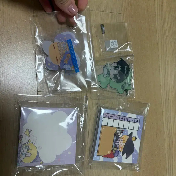 [BUNJANG] PLAVE Cafe Goods Bundle Set / 급처-플레이브 생카 비공굿 일괄 판매