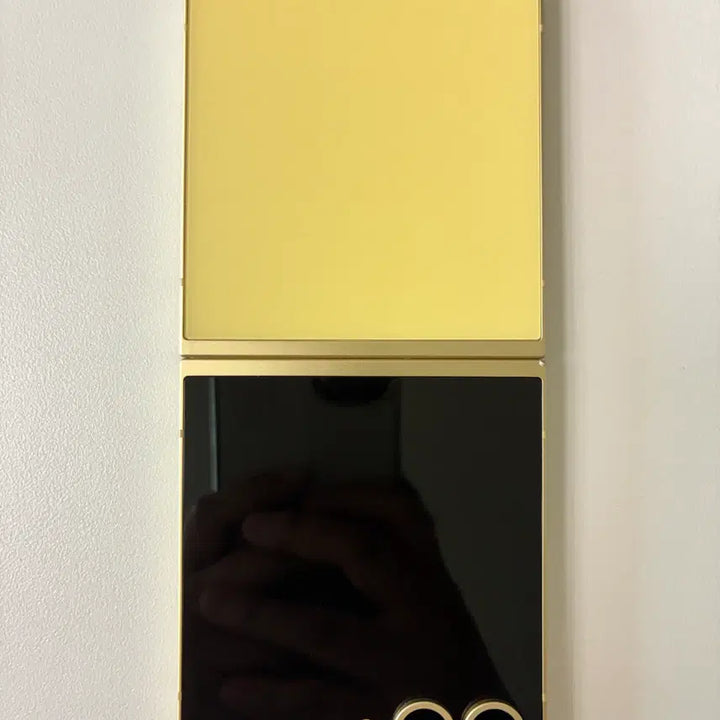 [BUNJANG] Samsung Galaxy Flip6 Yellow 256GB / 갤럭시 플립6 옐로우색상 256g 사용감있는 제품으로 저렴히 판매합니다.
