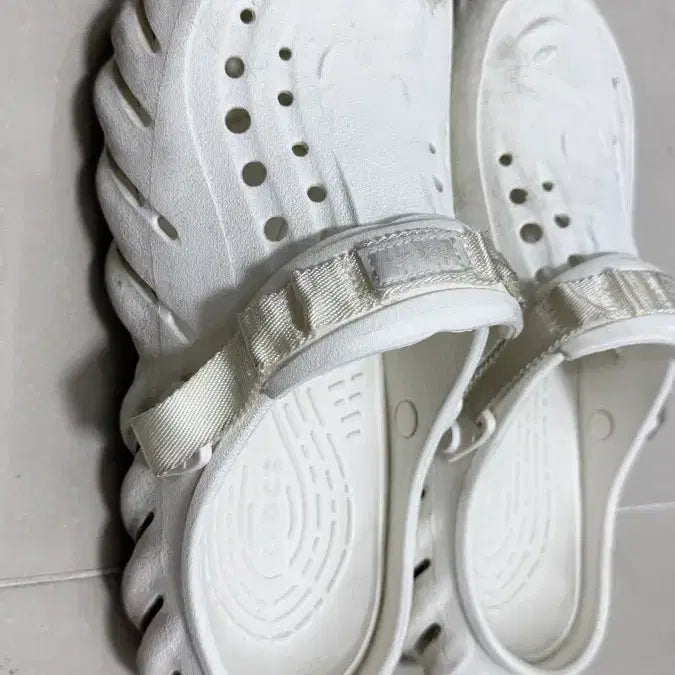[BUNJANG] Crocs Echo Clog White US 9 / 크록스 에코 클로그 화이트 270mm