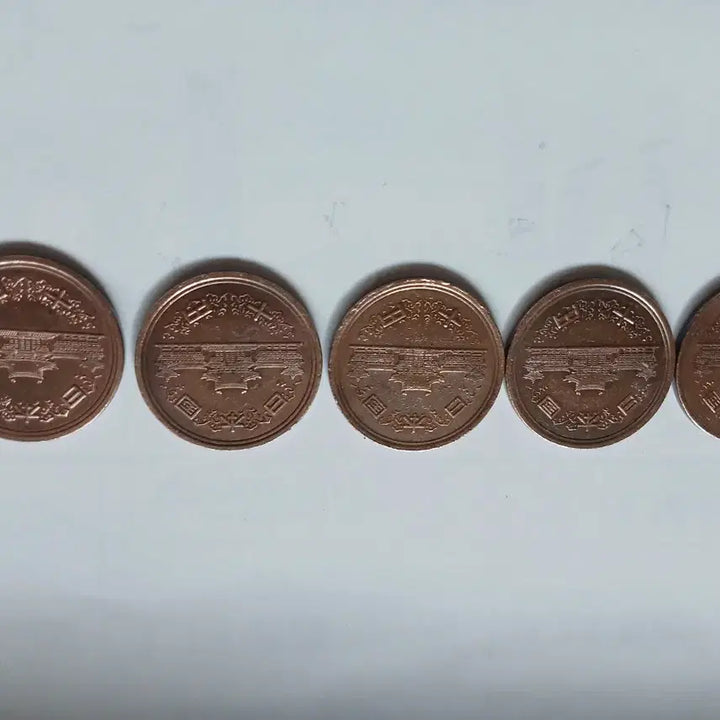 [BUNJANG] Japanese 10 Yen Coins (5-Piece Set) / 일본 10엔 동전 5개