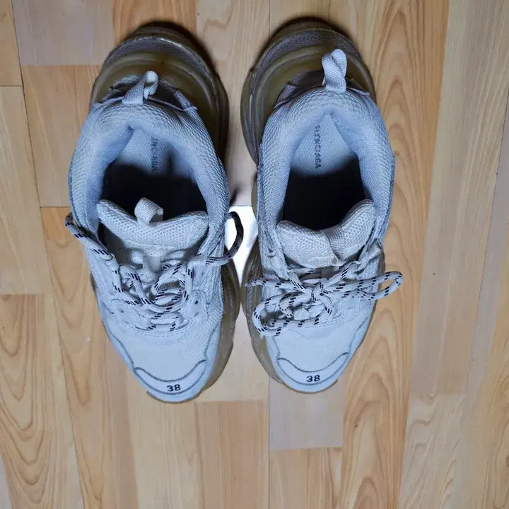 [BUNJANG] Balenciaga Triple S Sneakers Size 38 White / 급매 발렌시아가 트리플 S 스니커즈 38
