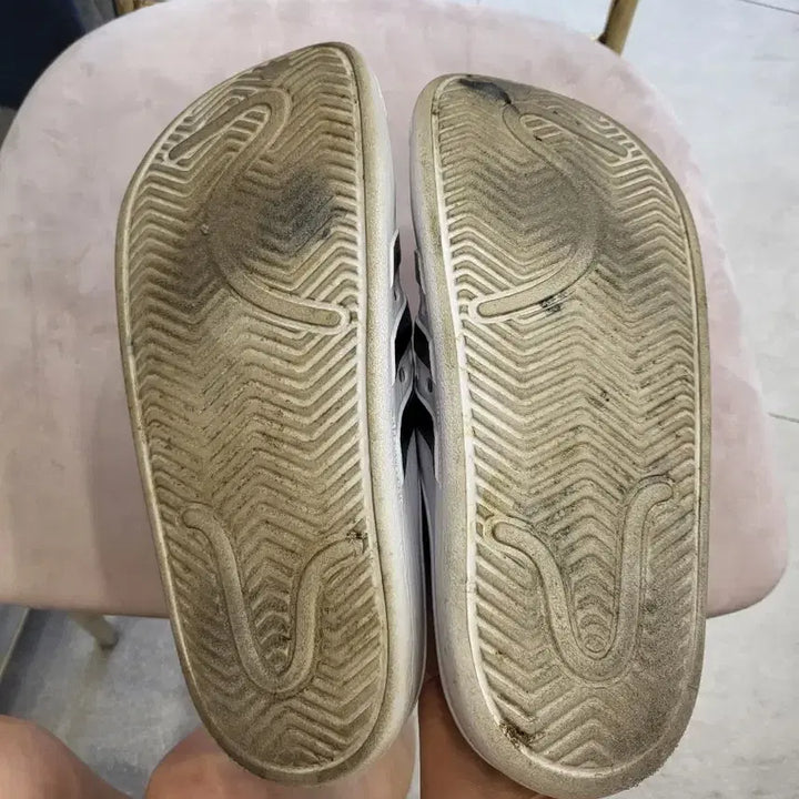[SOLD OUT] 아디다스아딜렛글로그화이트