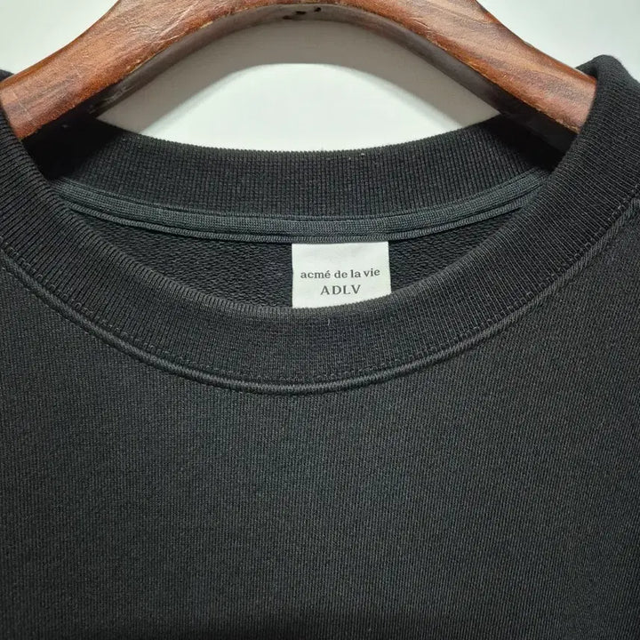 [BUNJANG] ACMEDE LABI Smile Donut Sweatshirt XL / 아크메드라비 스마일 도넛 맨투맨 XL