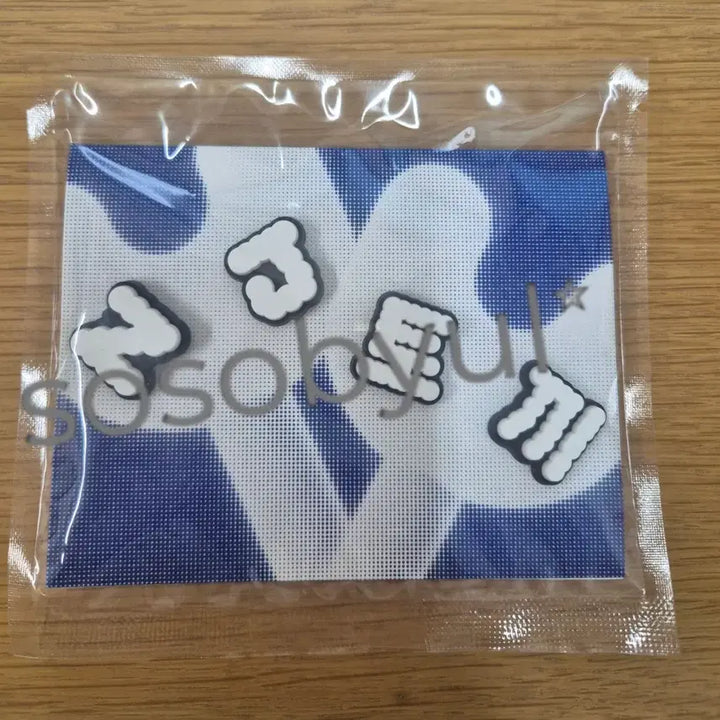 [BUNJANG] NewJeans Lightstick Parts NJ Rabbit (Sealed) / (미개봉)뉴진스 라이트스틱 파츠_NJ토끼