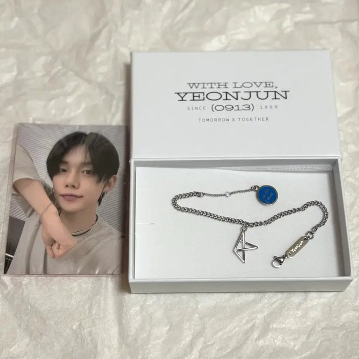 [BUNJANG] TXT Yeonjun 2024 Birthday Bracelet Photocard Set / (1회착용) 투바투 연준 2024 생일 팔찌