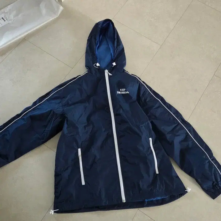 [BUNJANG] BTS Keep Swimming Hooded Windbreaker Jacket S / 방탄소년단 BTS 킵스위밍 후드 윈드자켓 s