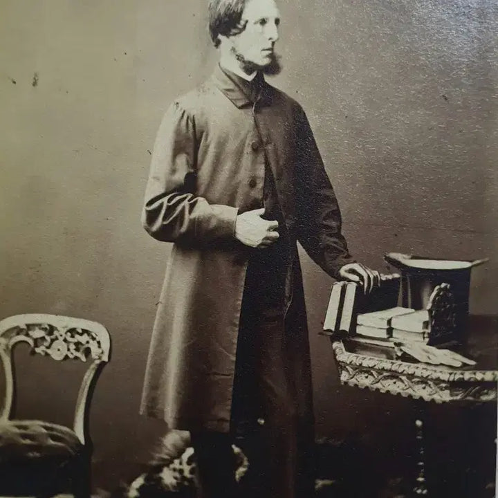[BUNJANG] 19th Century Victorian Era Gentleman Photographs (3 Pcs) / 19세기 1800년대 앤틱 사진 빅토리아 시대 사진 3장