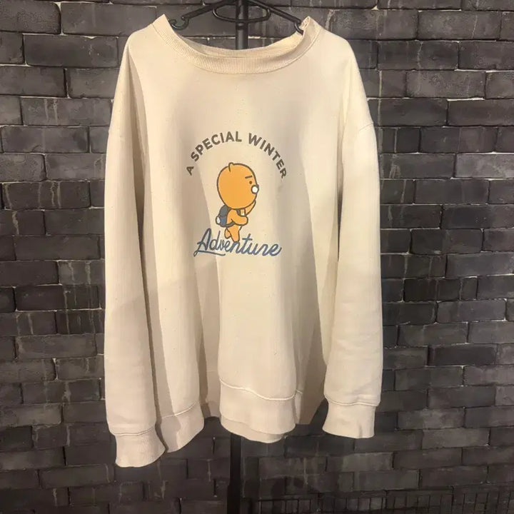 [BUNJANG] Kakao Friends Ryan Sweatshirt Ivory XXL / [중고/XXL]카카오 라이언맨투맨 (아이보리)