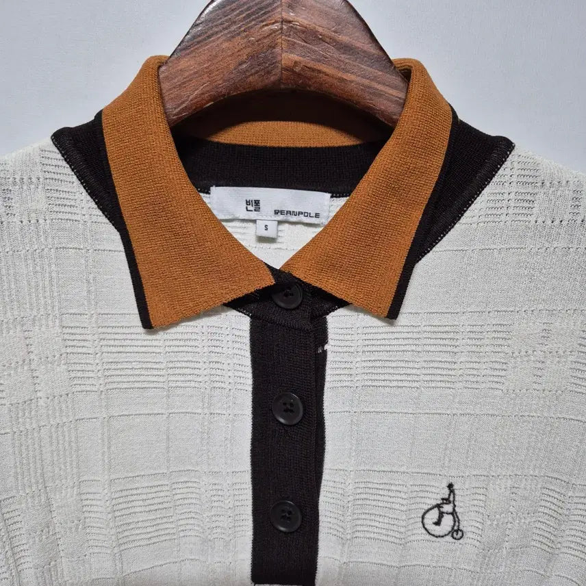 [BUNJANG] Beanpole Short-Sleeve Collar Knit Gold Black S / 빈폴 반팔 카라 니트 골드 블랙 S