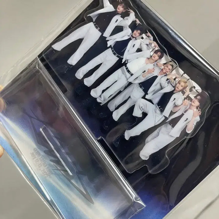 [BUNJANG] RIIZE Rizing Wave Japan Kobe Limited Acrylic Stand / 라이즈 투어 일본 고베 한정 굿즈 라이징라우드