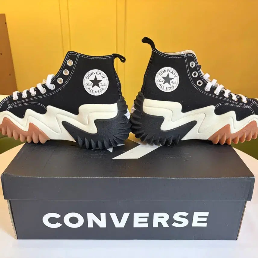 [BUNJANG] Converse Run Star Motion 260 Sneakers / 런스타 모션 260 새제품