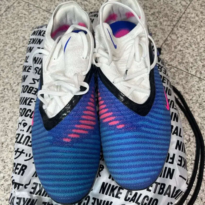 [BUNJANG] Nike Phantom 6 Elite FG Football Boots / 나이키 팬텀 6 엘리트 FG