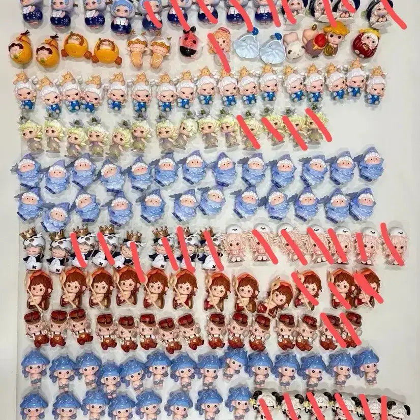 [BUNJANG] HEYONE Mini Figure Set / HEYONE 미니 피규어(만원4개)