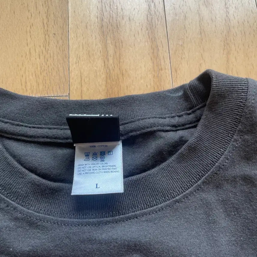 [BUNJANG] Shishamo Korea Tour L Size T-Shirt / [L] 시샤모 내한 티셔츠