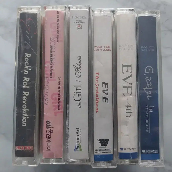 [BUNJANG] Various Artists - CD and Cassette Tape Bundle (Girl Groups 1-3, Eve 3-4, G.Gorilla 1) / [추억소환] 걸 1집~3집(사진/포스터)+이브+G.고릴라 카세트테이프