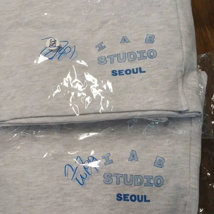 [BUNJANG] IAB Studio Seoul "Splash" Shorts Light Grey / IAB STUDIO 서울 물감 반바지 라이트 그레이
