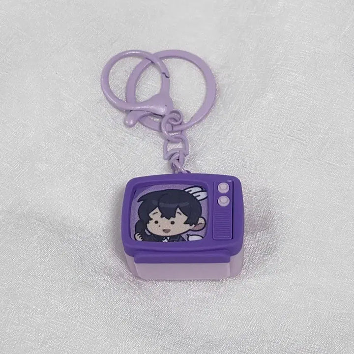 [BUNJANG] Pixelie Soohyun Retro TV Keyring / 픽셀리 수현 레트로티비 키링