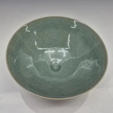 [BUNJANG] Haegang Yu Geun-hyung Celadon Lotus Tea Bowl / 해강 유근형 선생 연꽃-청자다완/