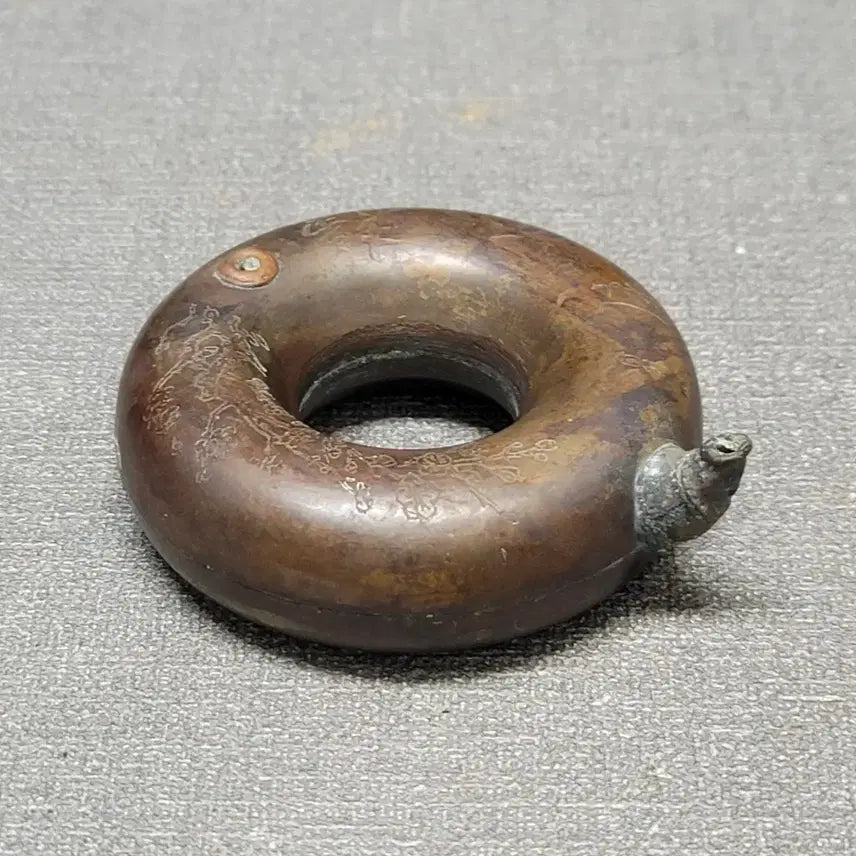 [BUNJANG] Antique Brass Dragon-Coil Inkstone Container / 황동 또아리 연적 골동품