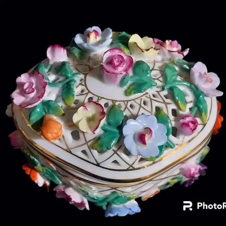 [BUNJANG] Vintage Floral Porcelain Filigree Trinket Box / 빈티지 꽃포지 투각 도자기 트링켓