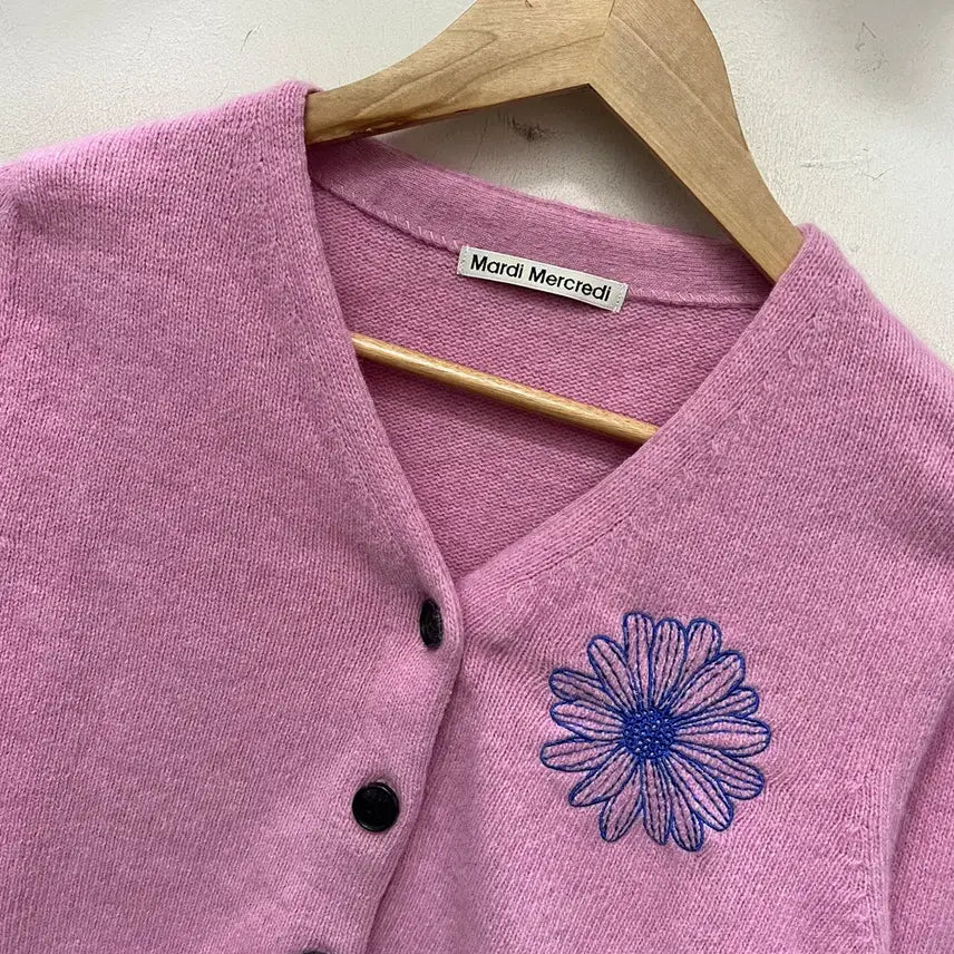[BUNJANG] Mardi Mercredi V-neck Raccoon Blended Cardigan OS / 마르디 메크르디 브이넥 라쿤 블렌디드 가디건 OS