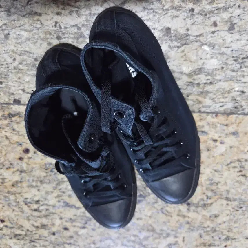 [BUNJANG] Converse Chuck Taylor All Star High Top Triple Black Sneakers 275mm / 컨버스 척테일러 하이탑 트리플 블랙 스니커즈 275 (m3310c)