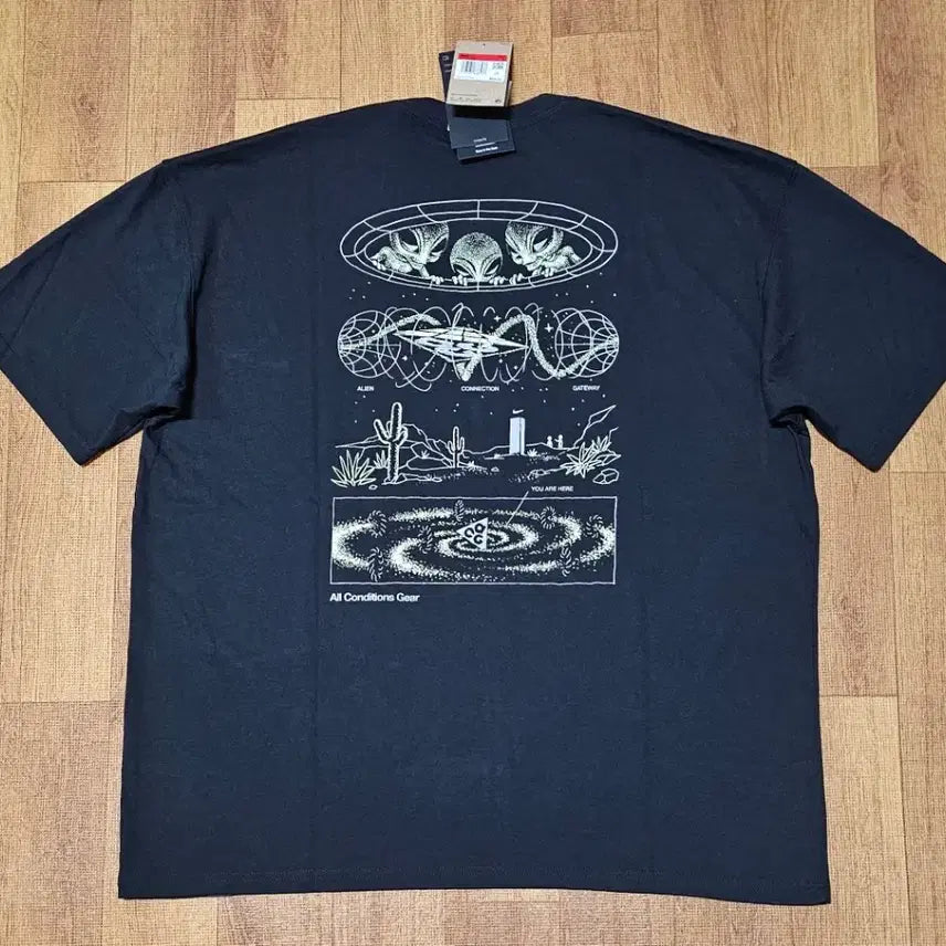 [BUNJANG] Nike ACG Mystery Lights Glow-in-the-Dark T-Shirt / 나이키 ACG 미스테리 라이츠 야광 반팔티