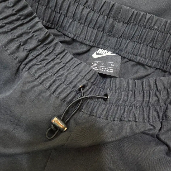 [BUNJANG] Nike Training Pants (Size S) / 나이키 트레이닝 팬츠 s