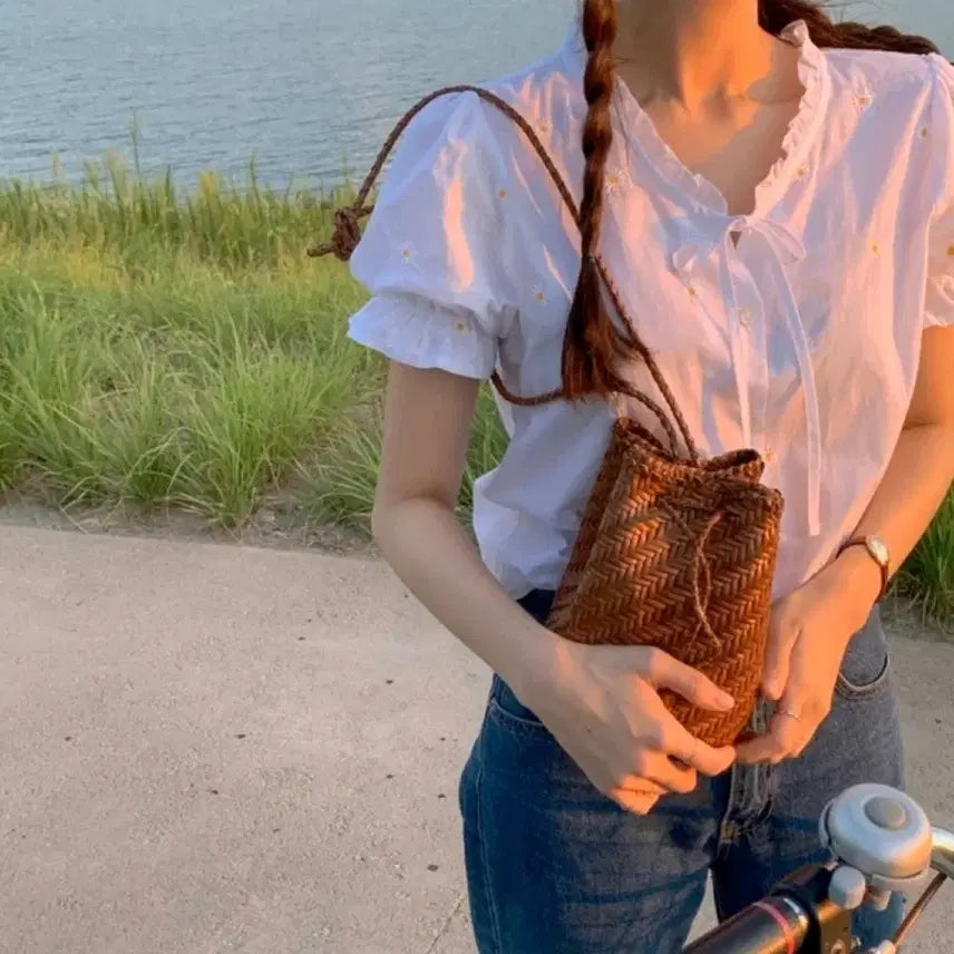 [BUNJANG] SkinnyPIG Flower Cotton Blouse (White) / 스키니피그_ 플라워 코튼 블라우스 (white)
