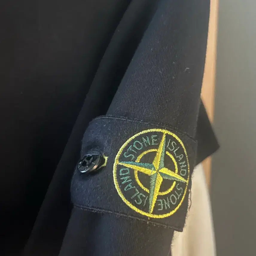 [BUNJANG] Stone Island 25th Season Sweatshirt / 스톤아일랜드