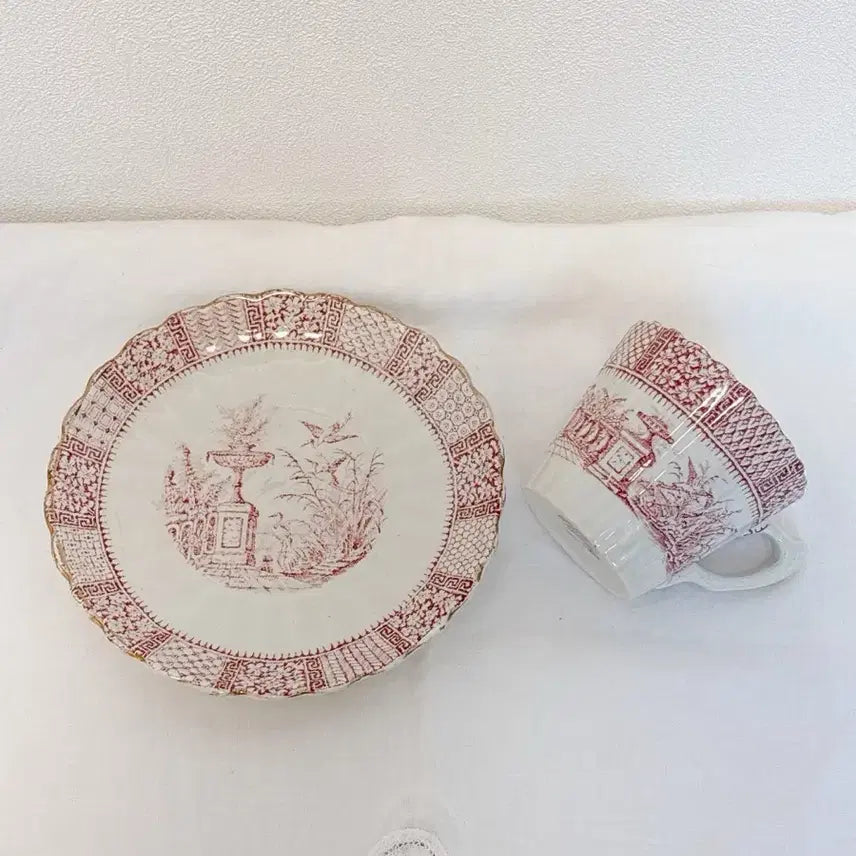 [BUNJANG] French Antique Lunéville Red Lace Cup &amp; Saucer / 프렌치 앤틱 떼흐드페 르네빌 컵앤소서