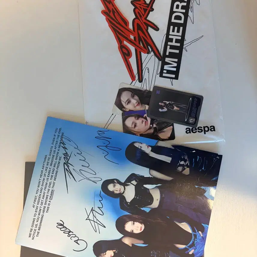 [BUNJANG] Aespa Autographed Album (Karina Photocard Included) / 에스파 친필싸인 앨범