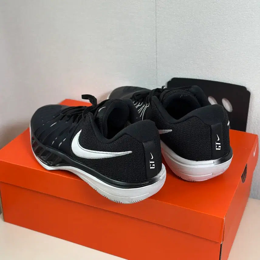 [SOLD OUT] 나이키 에어 줌 gt컷 아카데미2 275 지티컷 농구화